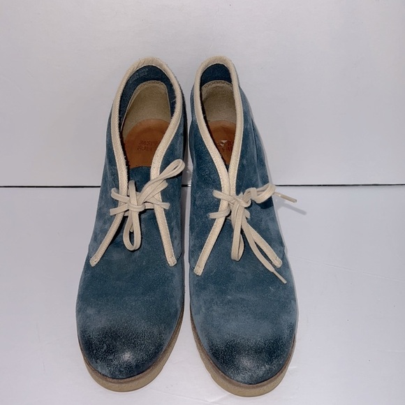 ANTHROPOLOGY JASPER AND JEERA BLUE SUEDE DESERT BOOT SZ 38 DENIM LOOK CREPE SOLE - Picture 2 of 8